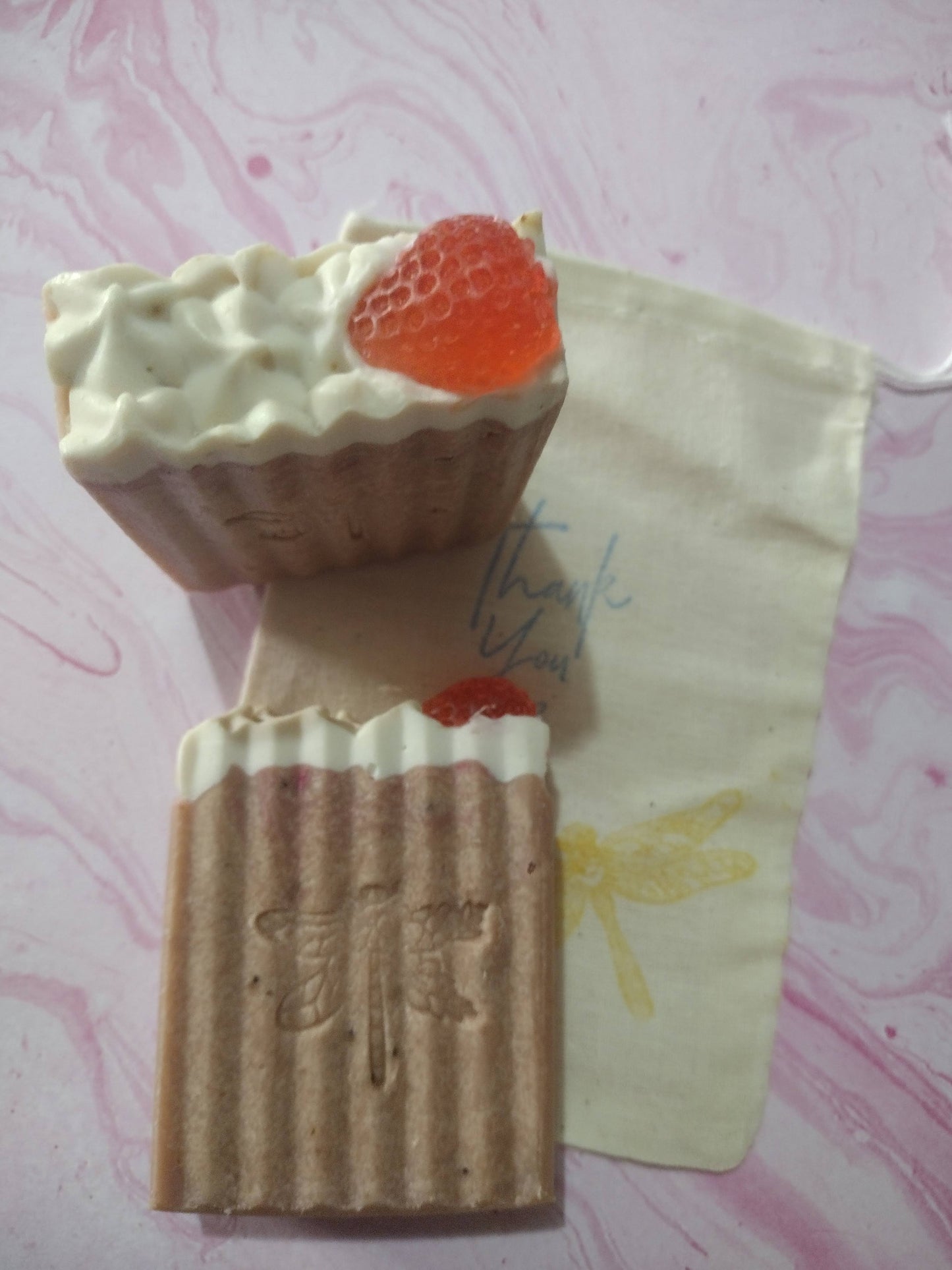 STRAWBERRY & CREAM NATURAL RUSTIC SOAP