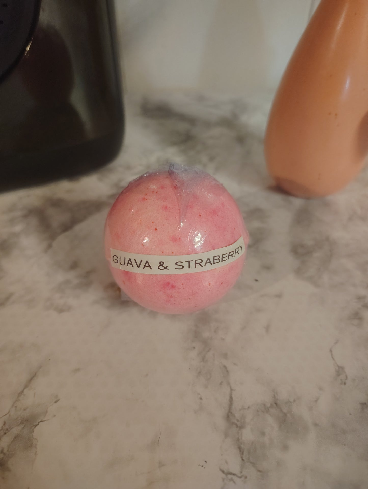 WHISPER OF DESIRE BUBBLY BATH BOMB