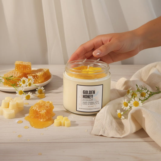 Monimar Kreations Golden Honey soy wax candle with honeycomb and bee design, 10 oz jar.